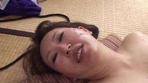 Skinny asian stepmom facesitting