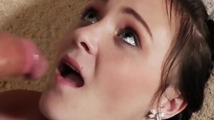 Girl cumshot outdoors