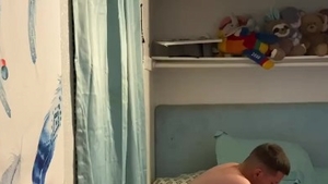 Hawt babe missionary sex HD