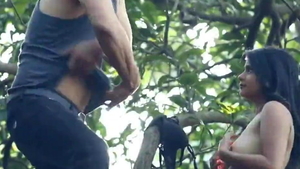 Naked softcore dick sucking live on cam