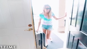 Slamming hard accompanied by very hawt stepsis