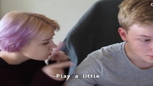 'Отвлекла от игры-лишилась девствености. реальный секс. это и многое другое на канале GrabFuck'