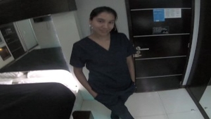 'CREAMPIE pooper - Me Follo Por El Culo A La Sirvienta A Cambio De Un Trabajo De Oficina'