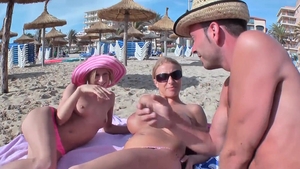 G and G - Raw deutsch double penetration in public