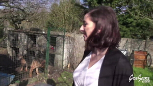 French whore likes hard ramming in HD