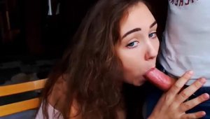 Bends to get fucked on live cam in HD