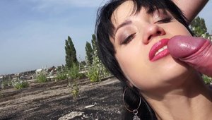 Public Pick Ups: Babe Taissia Shanti nailed rough in public
