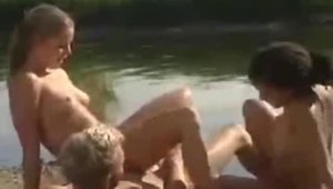 Deutsch teen agrees to pussy fucking