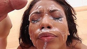 Hard X: Nia Nacci cumshot