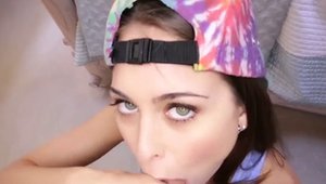 Young Riley Reid has a passion for handjob