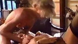 Lesbians pussy humping