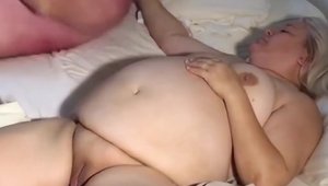 BBW gets a buzz out of pussy sex
