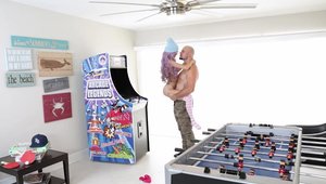 Babe Vina Sky ass pounding