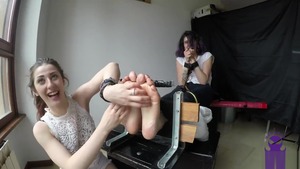 Super hot amateur enjoys hard slamming