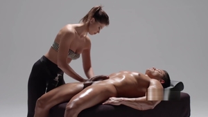 Muscle brunette needs nailed rough in HD